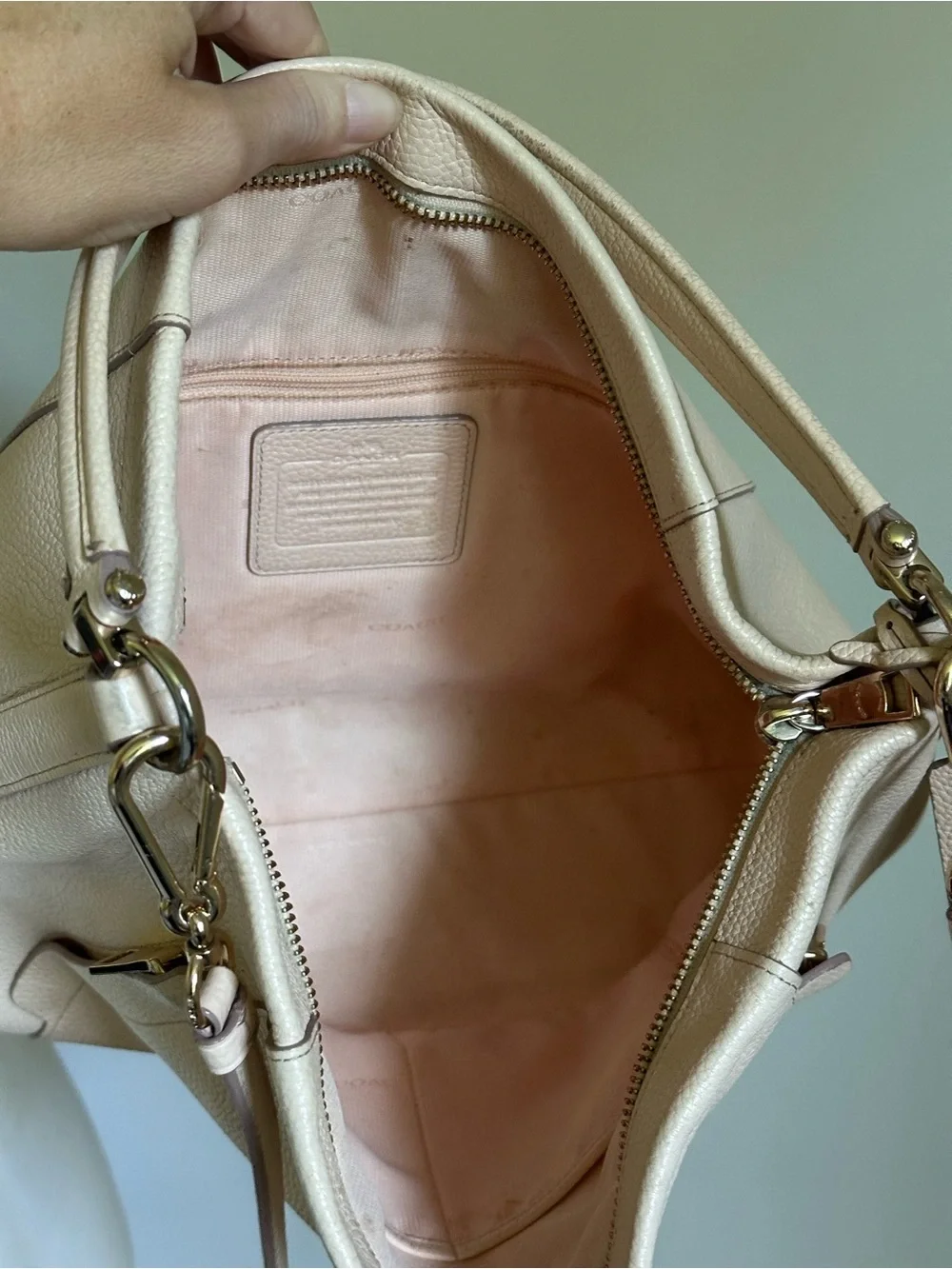 Coach Scout Pebbled Leather Hobo Bag - Pale Pink Gold Tone Workwear Tote Purse